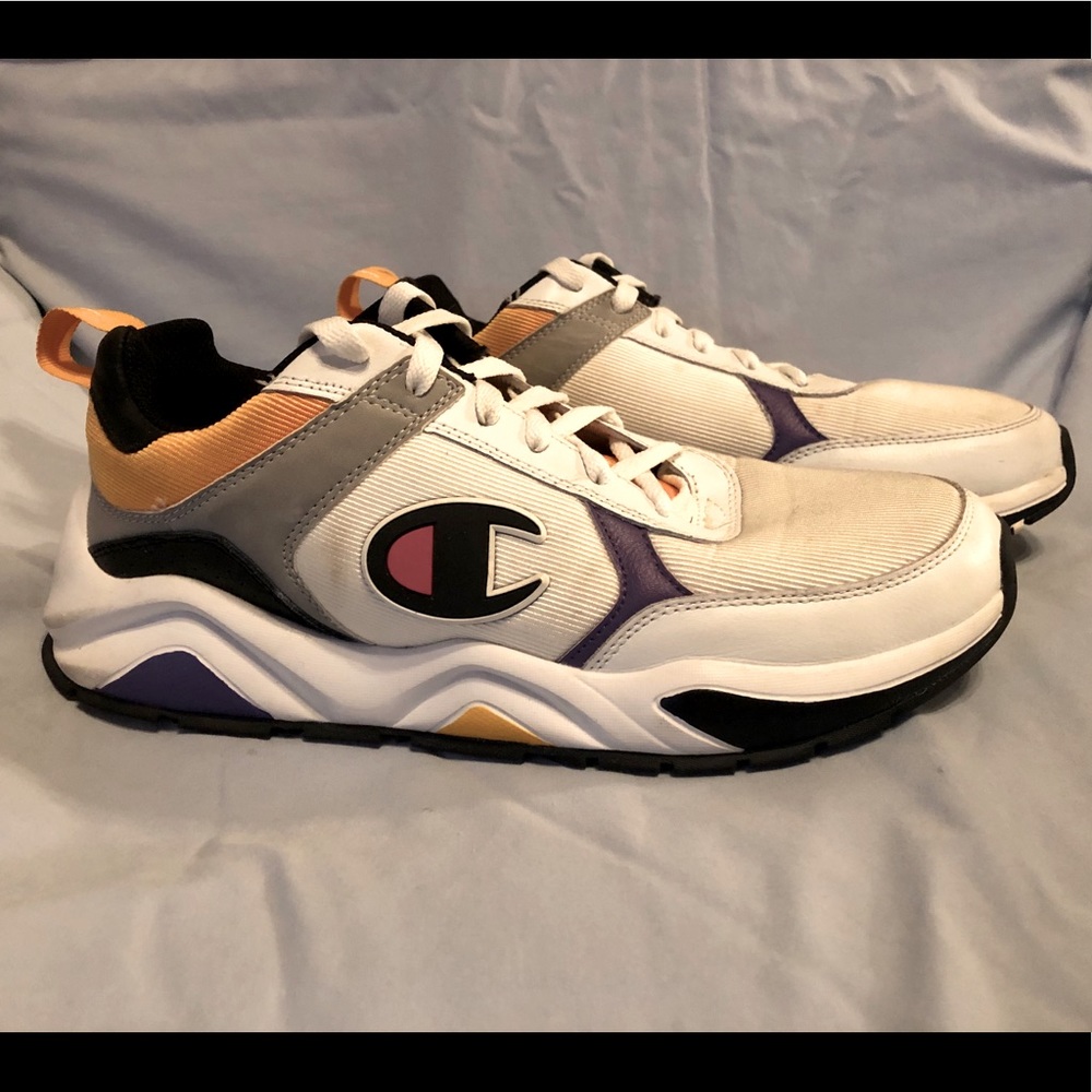 Champion 93eighteen Casuals size 9